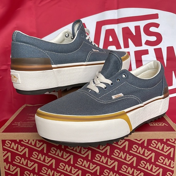 Vans Era Stacked
Canvas Stormy Weather
VNOA4BTORV2
Men’s platform - sneakers - Picture 9 of 16
